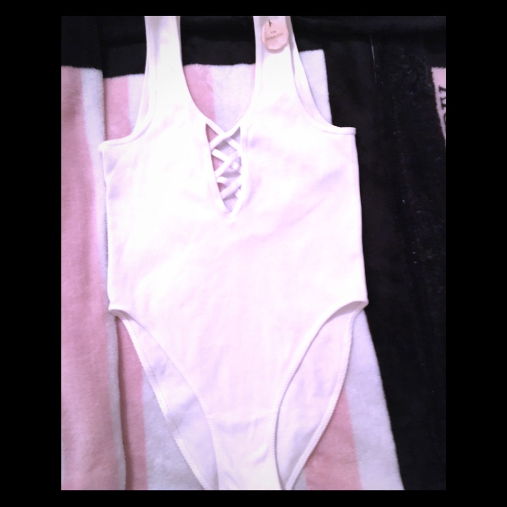SOLD! F21  RIBBED SEAMLESS CORSET FRONT BODY SUIT - Picture 6 of 6
